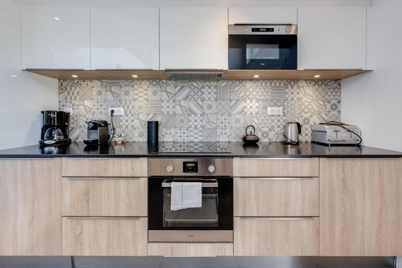 Le Kube - Appartements De Prestige Au Centre D'Аннесі Екстер'єр фото